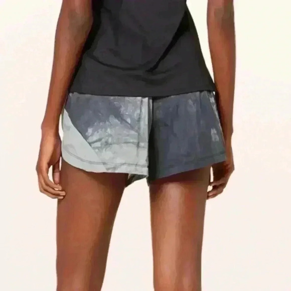 Nike Black and Gray Athletic Shorts for Performance - Picture 3 of 7